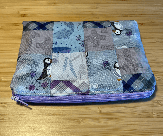 Small cosmetic patchwork pouch puffins 